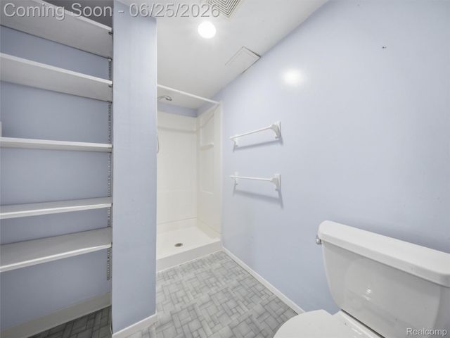 1170 Jay Avenue, York Charter Township, MI 48198