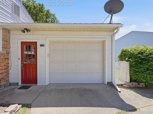 1170 Jay Avenue, York Charter Township, MI 48198