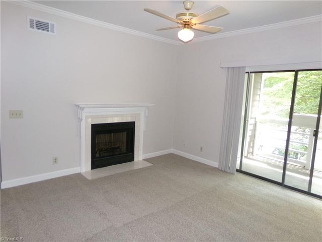 352 Meadows Circle, Winston-salem, NC 27104