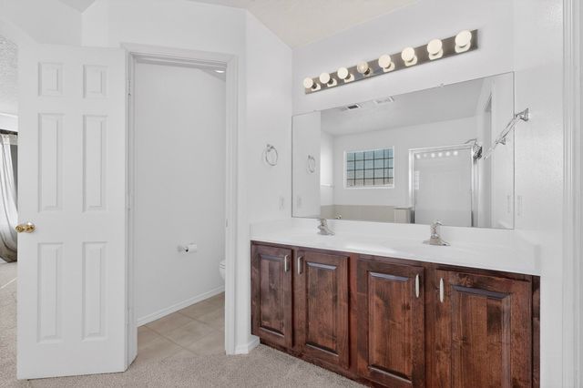 43 Avenida Jardin, Los Lunas, NM 87031