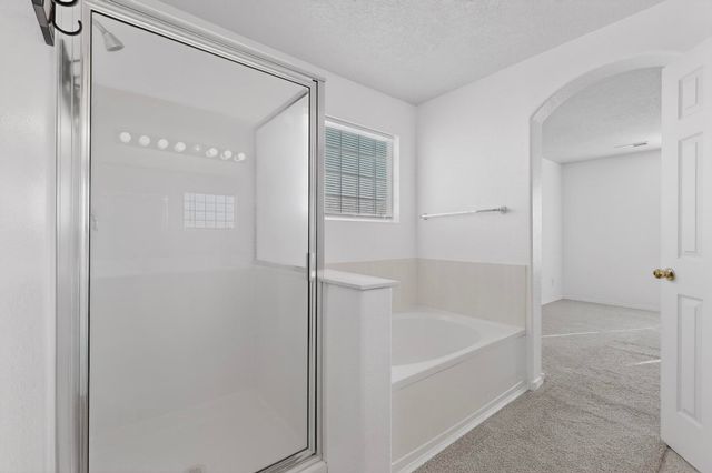 43 Avenida Jardin, Los Lunas, NM 87031