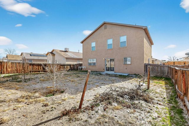 43 Avenida Jardin, Los Lunas, NM 87031