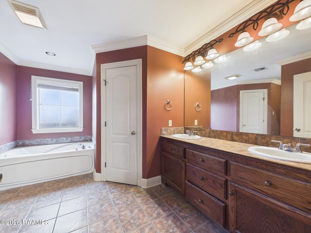 435 Chemin Metairie Road, Youngsville, LA 70592