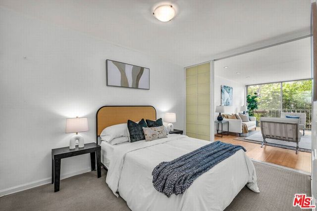 11645 Montana Avenue 216, Los Angeles, CA 90049