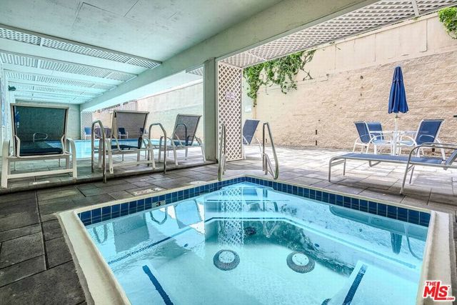 11645 Montana Avenue 216, Los Angeles, CA 90049