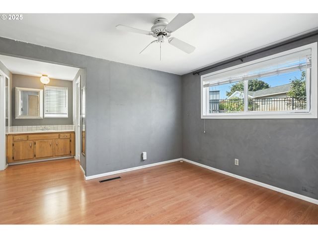 1705 NEVADA St, The Dalles, OR 97058