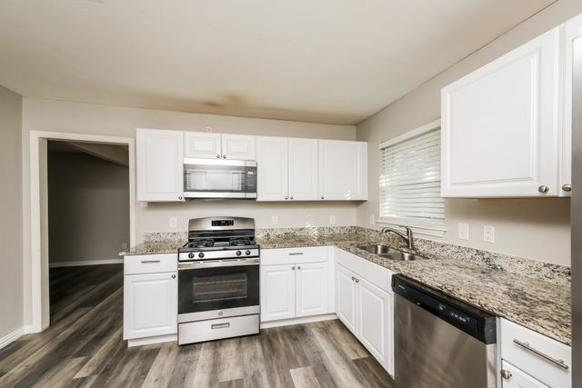 7728 Huttig Avenue, Dallas, TX 75217