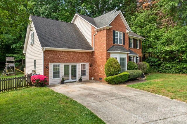 2040 Swaim Drive, Matthews, NC 28105