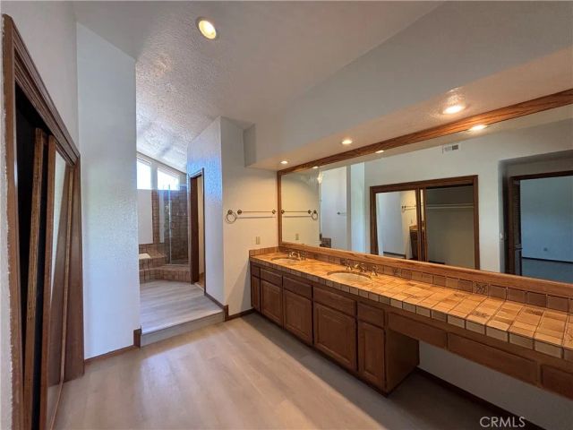 2230 E Vista Mesa, Orange, CA 92867