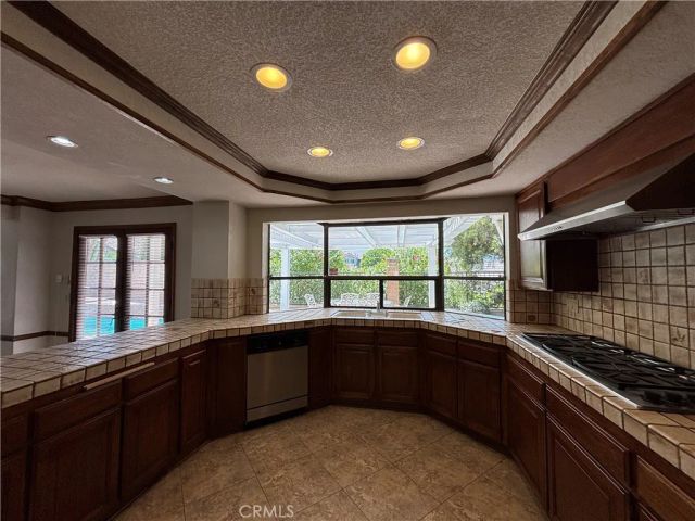 2230 E Vista Mesa, Orange, CA 92867