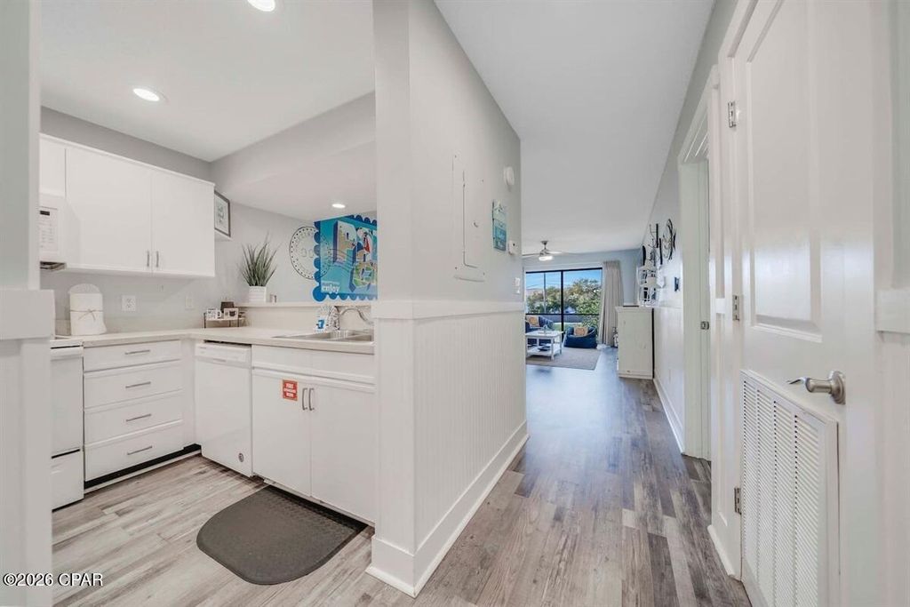 Image 11 of property listing at 520 N Richard Jackson Boulevard 2012, Panama City Beach, FL 32407