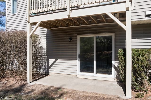 3 Augusta Dr, Clinton Twp., NJ 08801