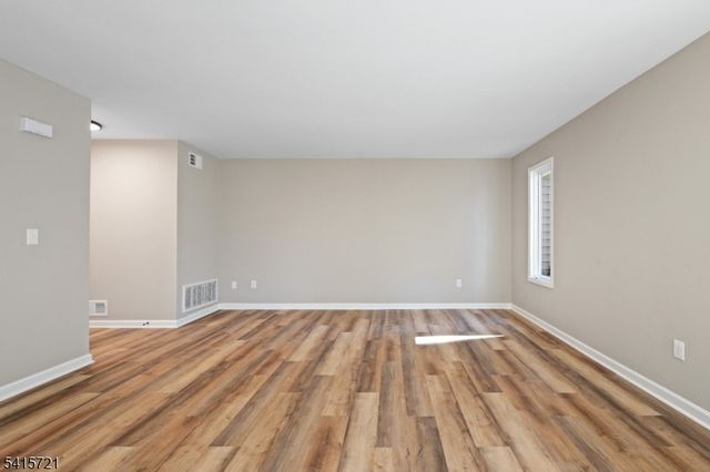 3 Augusta Dr, Clinton Twp., NJ 08801