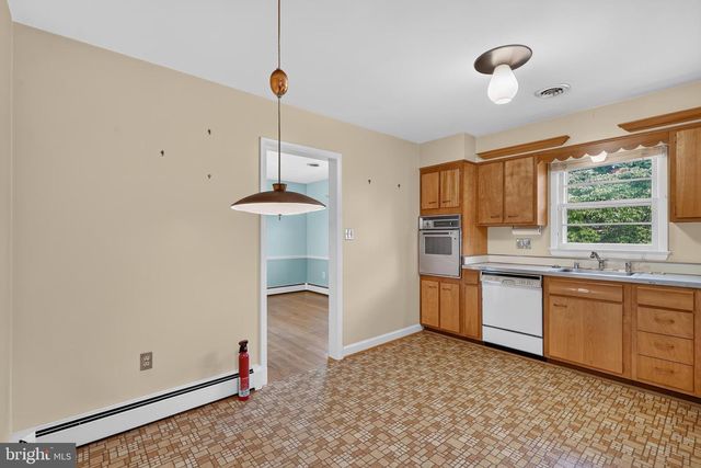 14604 PEACH ORCHARD RD, Silver Spring, MD 20905