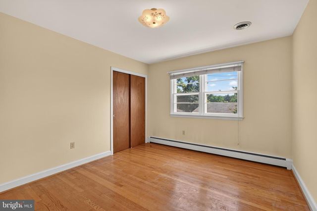 14604 PEACH ORCHARD RD, Silver Spring, MD 20905
