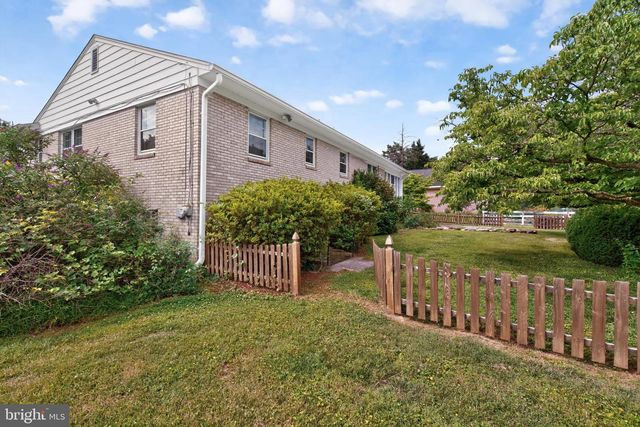 14604 PEACH ORCHARD RD, Silver Spring, MD 20905