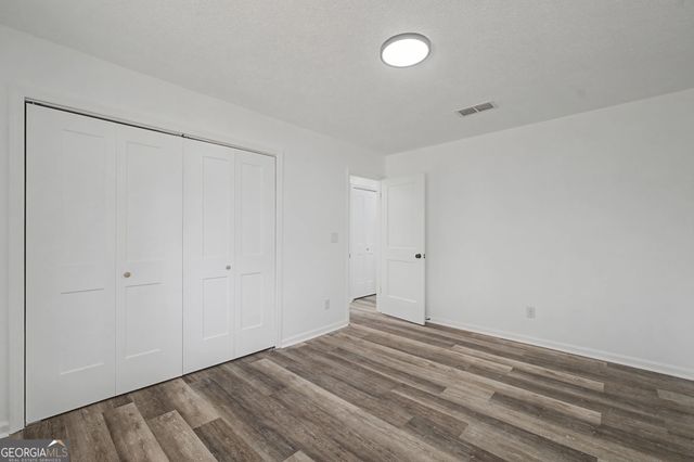 6788 E Woodridge Place, Douglasville, GA 30135