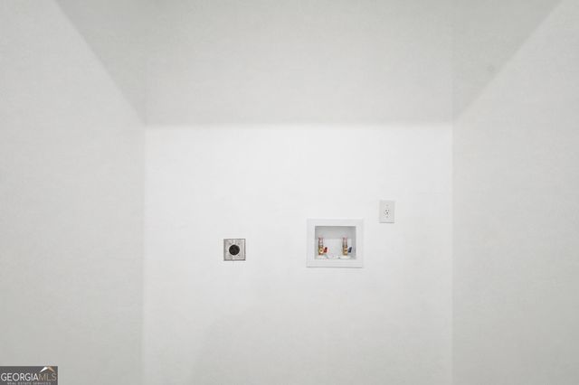 6788 E Woodridge Place, Douglasville, GA 30135