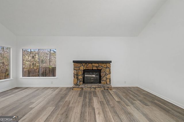 6788 E Woodridge Place, Douglasville, GA 30135