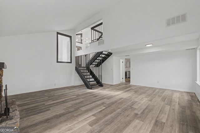 6788 E Woodridge Place, Douglasville, GA 30135