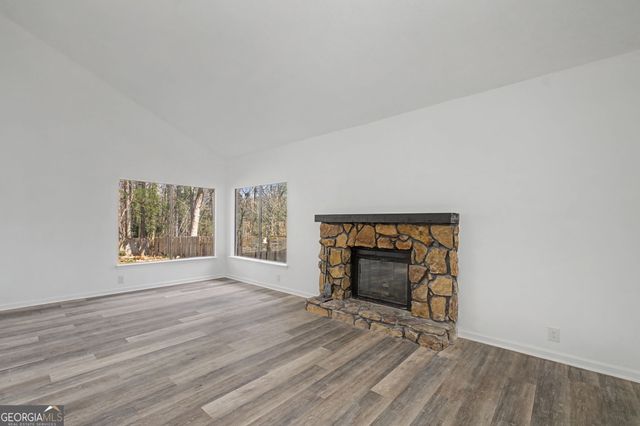 6788 E Woodridge Place, Douglasville, GA 30135