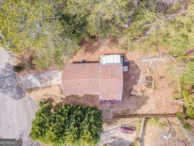 6788 E Woodridge Place, Douglasville, GA 30135