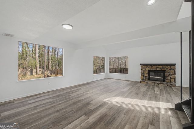 6788 E Woodridge Place, Douglasville, GA 30135