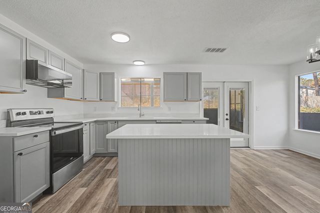 6788 E Woodridge Place, Douglasville, GA 30135