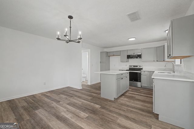 6788 E Woodridge Place, Douglasville, GA 30135