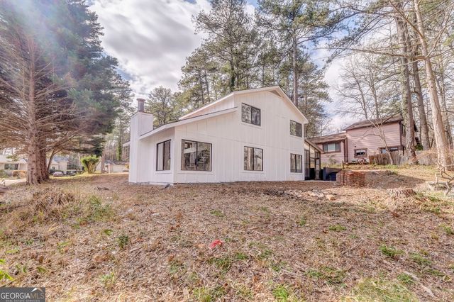 6788 E Woodridge Place, Douglasville, GA 30135