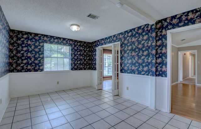 20 Fox Run Drive, Little Rock, AR 72210