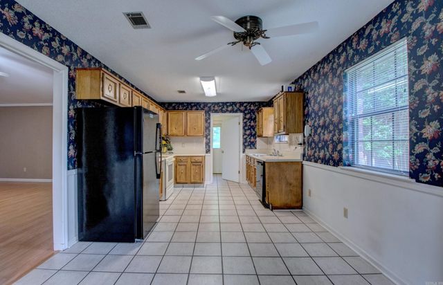 20 Fox Run Drive, Little Rock, AR 72210