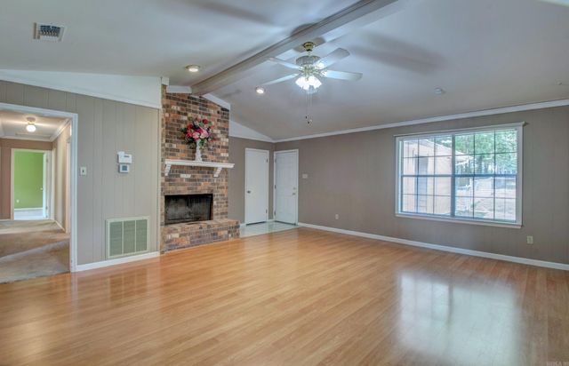 20 Fox Run Drive, Little Rock, AR 72210