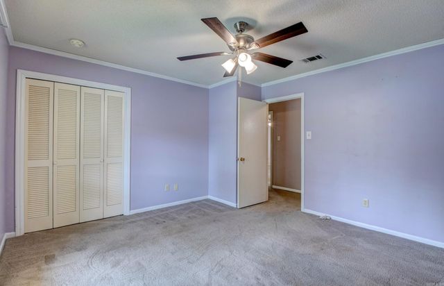 20 Fox Run Drive, Little Rock, AR 72210