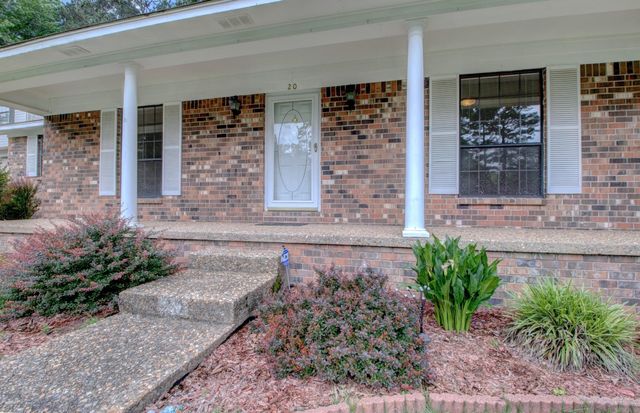 20 Fox Run Drive, Little Rock, AR 72210