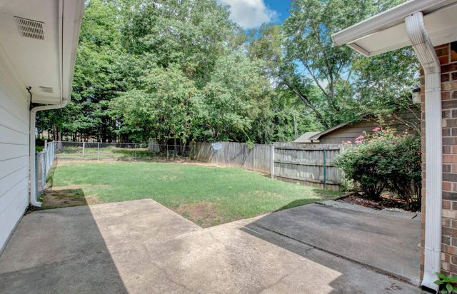 20 Fox Run Drive, Little Rock, AR 72210