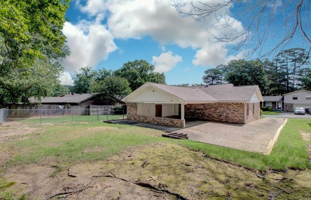 20 Fox Run Drive, Little Rock, AR 72210