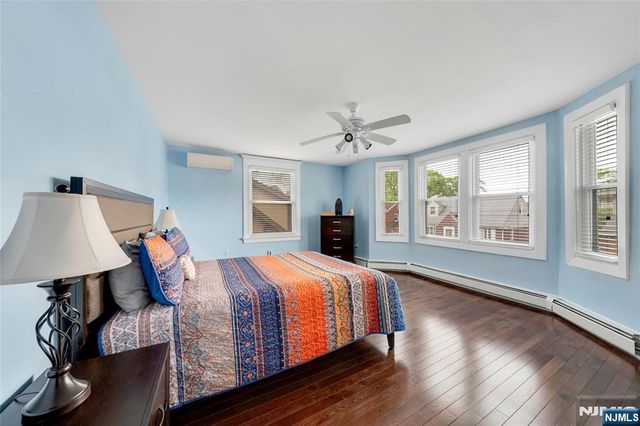 1130 Edgewood Lane, Fort Lee, NJ 07024
