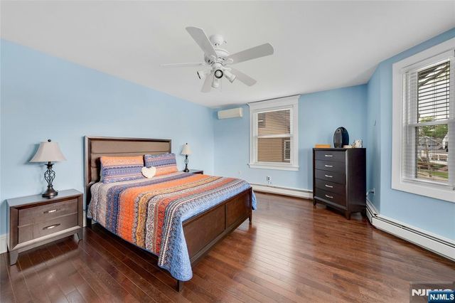 1130 Edgewood Lane, Fort Lee, NJ 07024