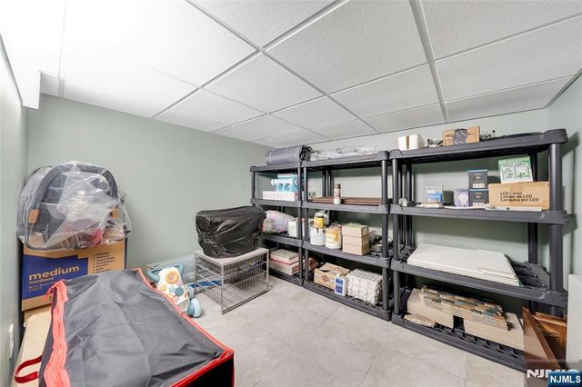 1130 Edgewood Lane, Fort Lee, NJ 07024