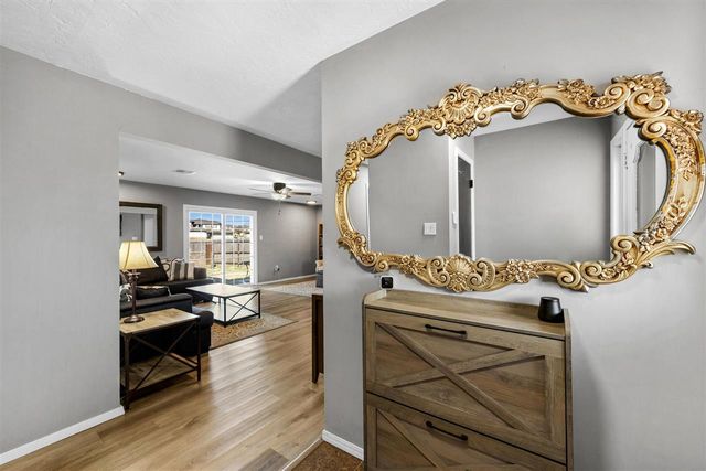 127 SE Berkshire Way, Lawton, OK 73501