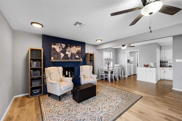 127 SE Berkshire Way, Lawton, OK 73501