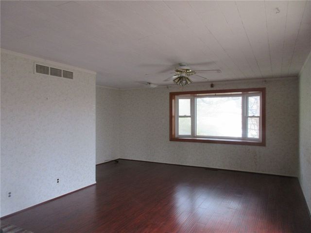 101 Surrey Dr, North Strabane, PA 15317