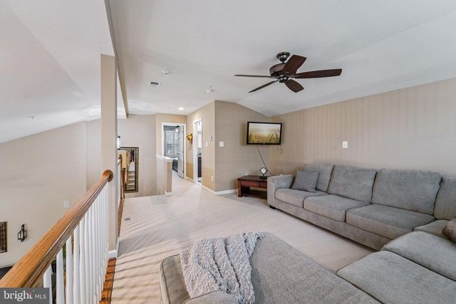 5915 JACOBEAN PL, New Market, MD 21774