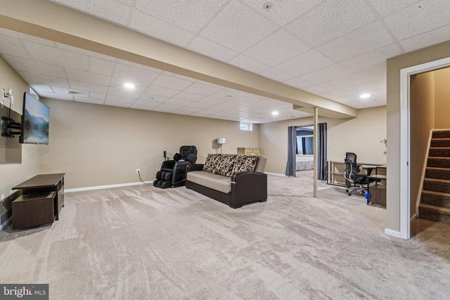 5915 JACOBEAN PL, New Market, MD 21774