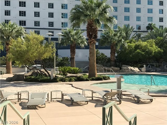 322 KAREN Avenue 1705, Las Vegas, NV 89109