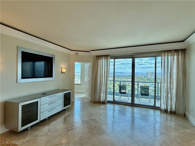 322 KAREN Avenue 1705, Las Vegas, NV 89109