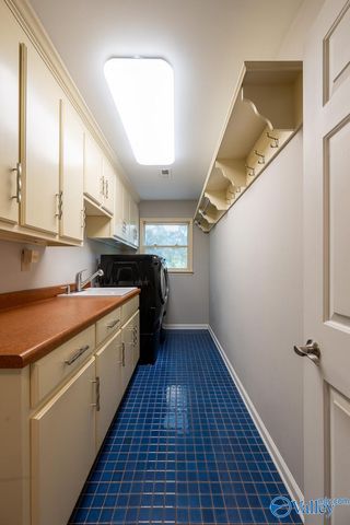 7907 Smoke Rise Road, Huntsville, AL 35802