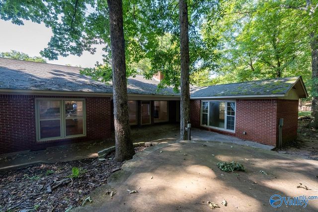 7907 Smoke Rise Road, Huntsville, AL 35802