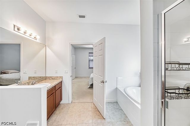 705 SW 10th PL, Cape Coral, FL 33991